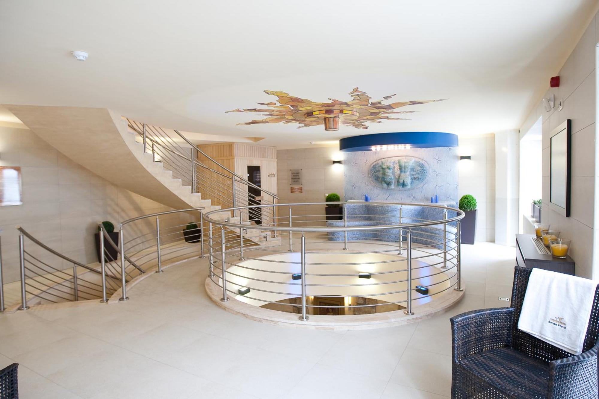Belvaros Resort Apartman & Spa Székesfehérvár المظهر الخارجي الصورة