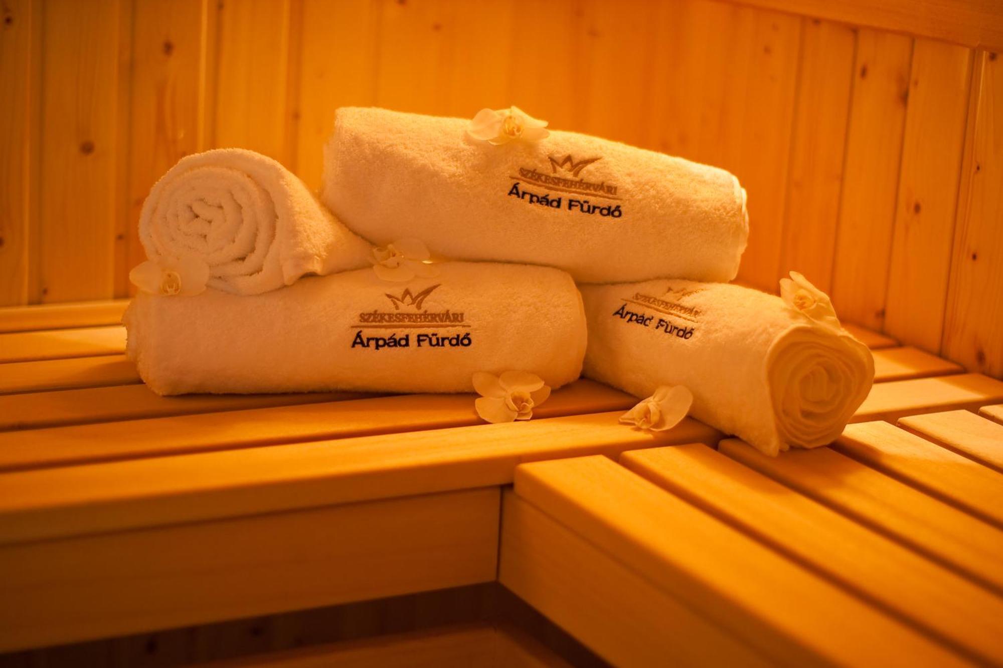 Belvaros Resort Apartman & Spa Székesfehérvár المظهر الخارجي الصورة