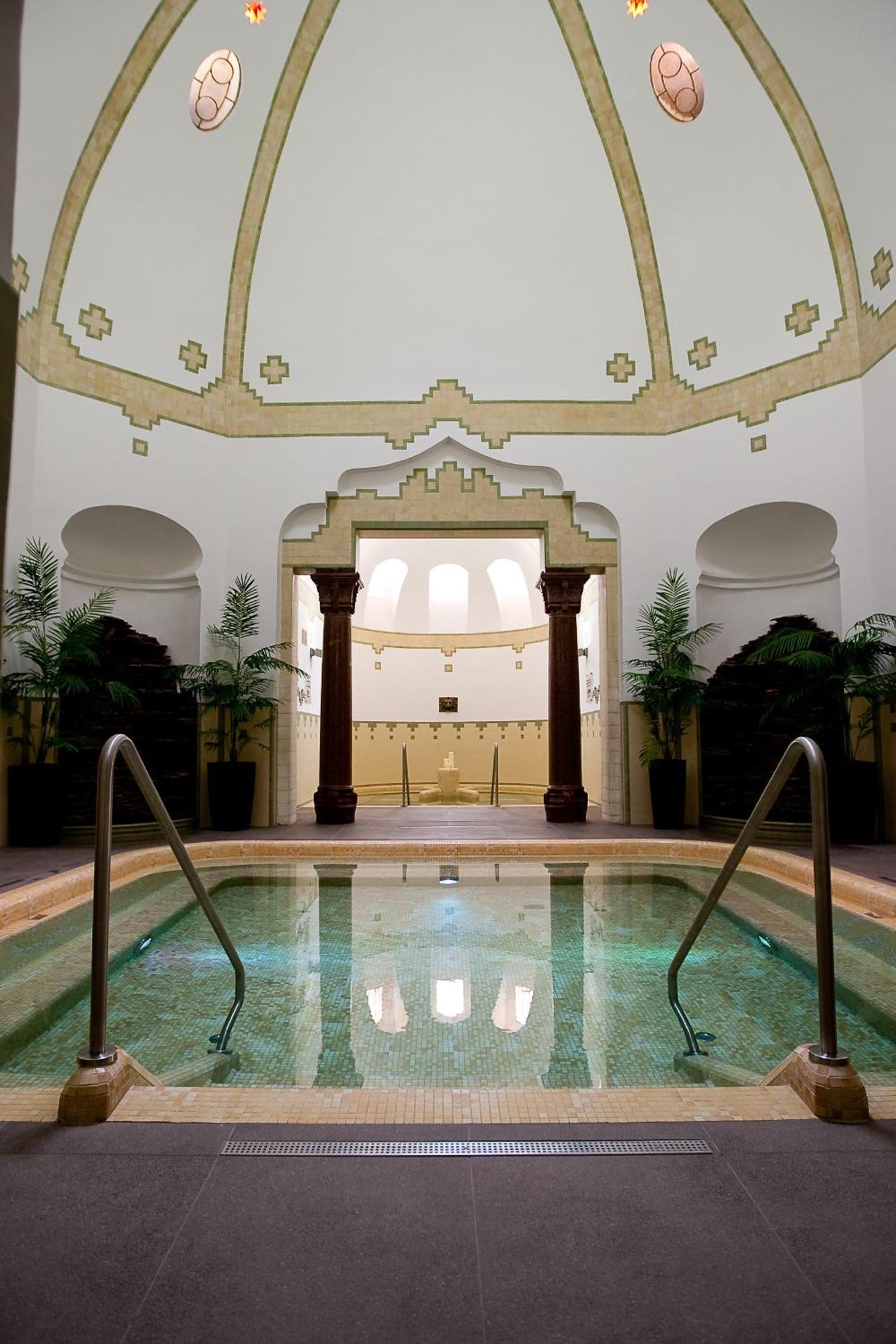 Belvaros Resort Apartman & Spa Székesfehérvár المظهر الخارجي الصورة